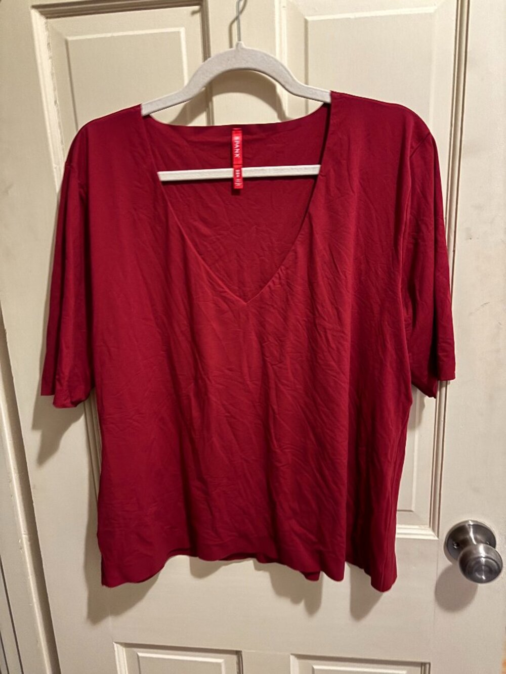 SPANXsmooth™ Jersey V-Neck Tee 3X